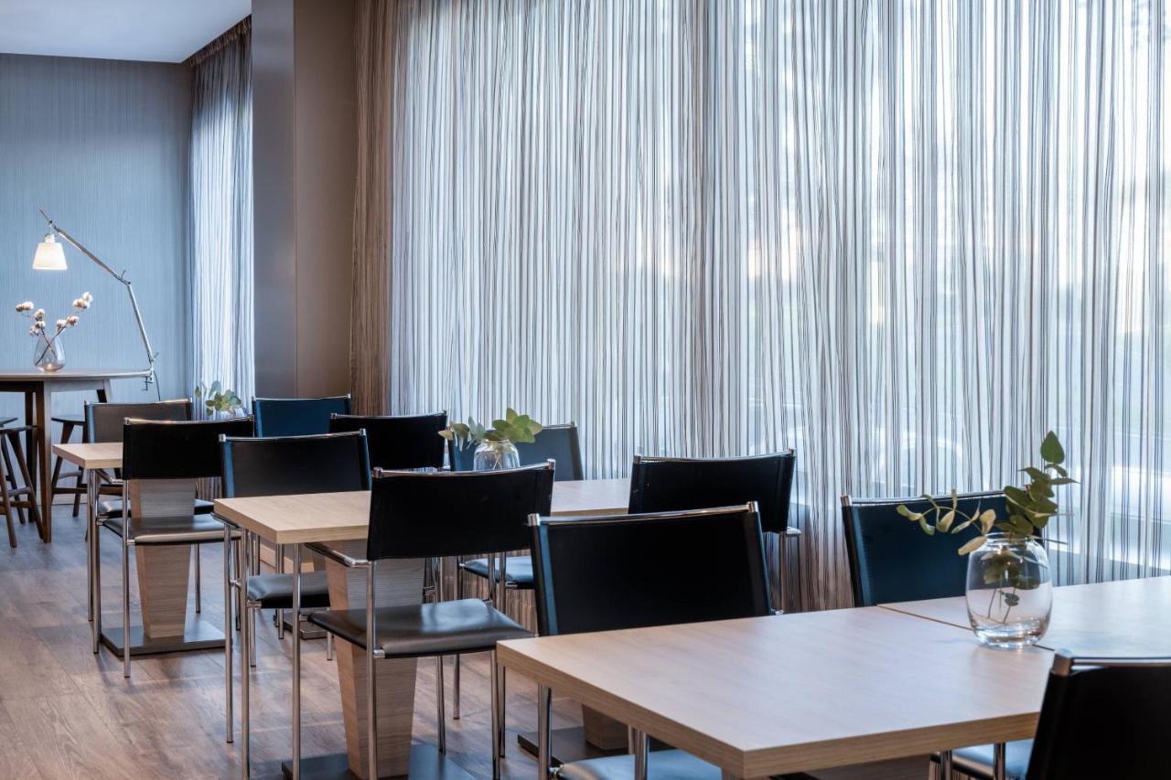 Ac Hotel Huelva By Marriott Exterior photo