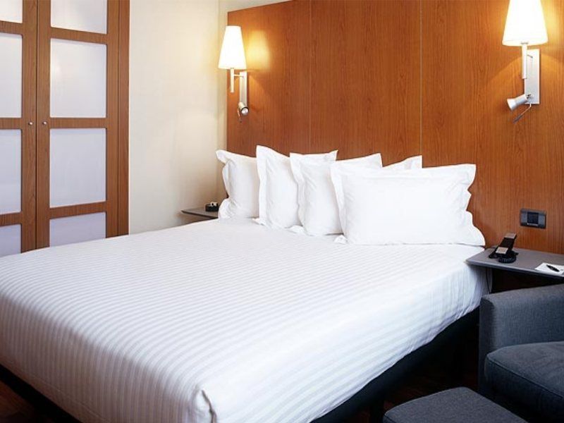Ac Hotel Huelva By Marriott Exterior photo
